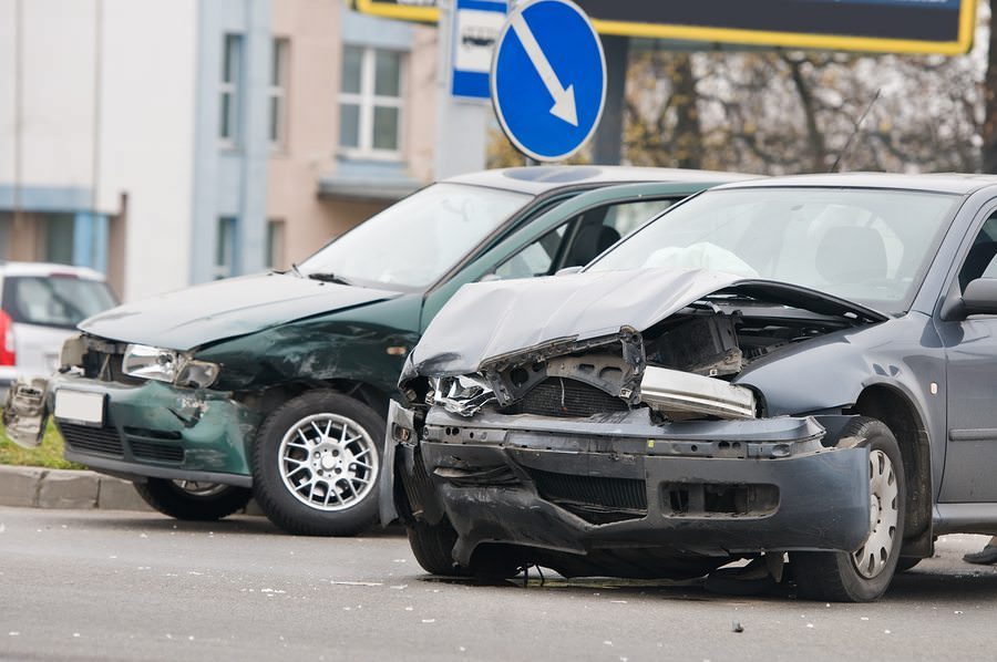 , 3 Tips to Choose a Car Accident Lawyer in Lafayette