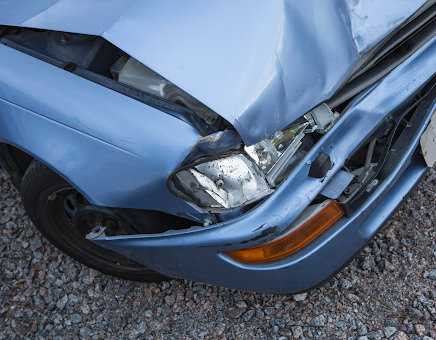 Car crashes may leave you with injuries that require a Louisiana broken bones lawyer.