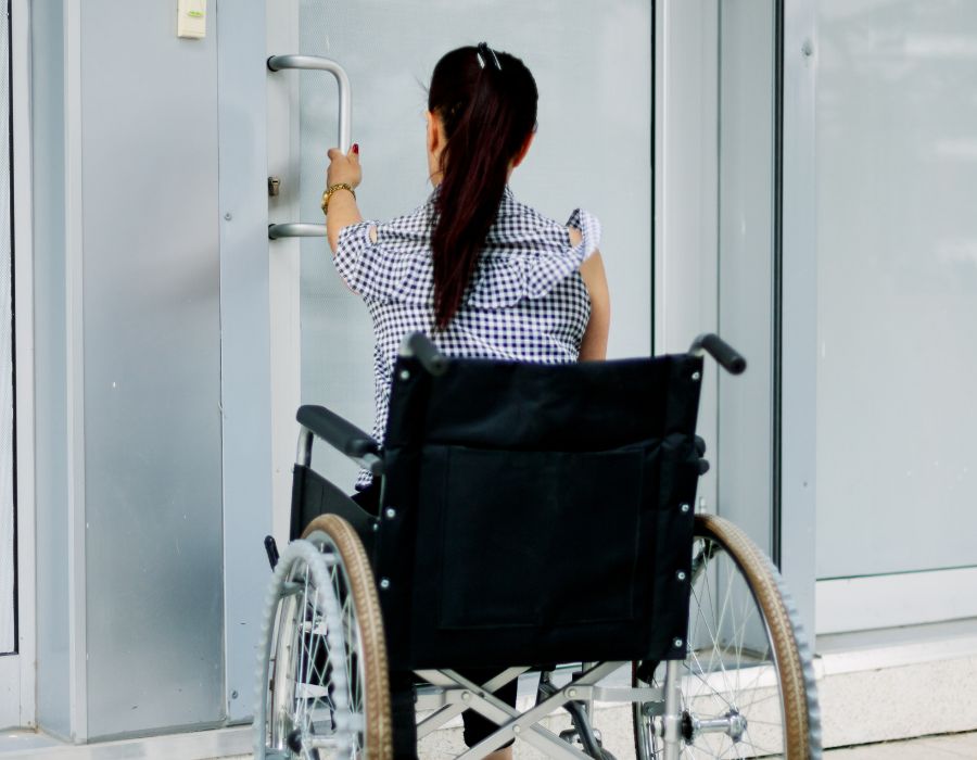 woman suffering from spinal cord injury in wheelchair