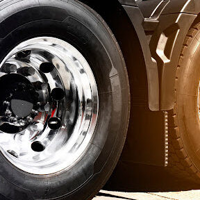 Truck wheels, truck tires Truck wheels, truck tires
